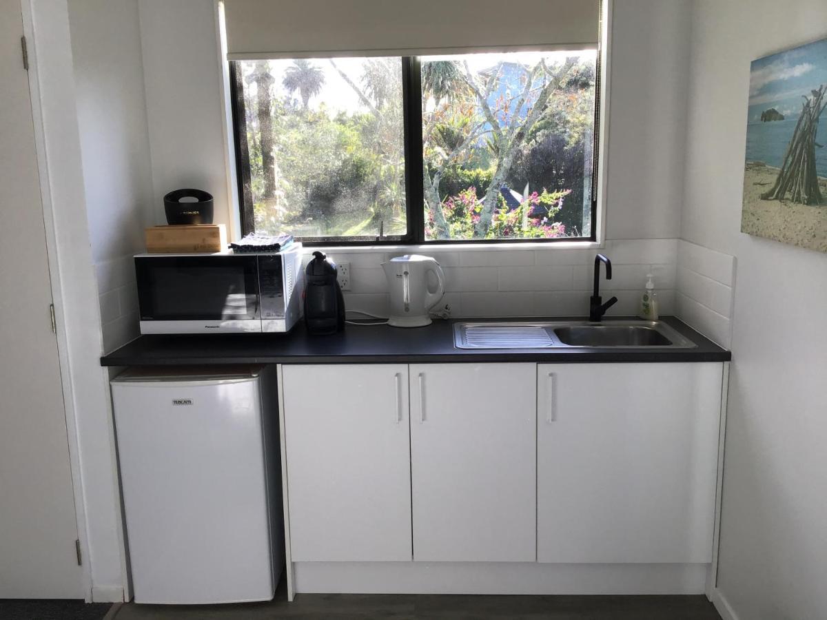 La Casita Waiheke Apartment Oneroa Bagian luar foto